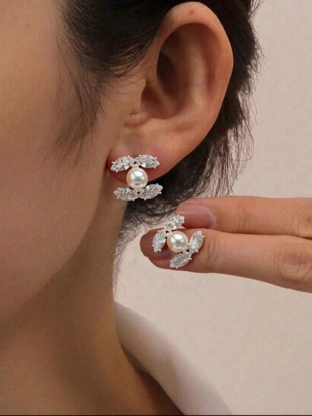 Classic Pearl & Crystal Stud Earrings - Silver Tone